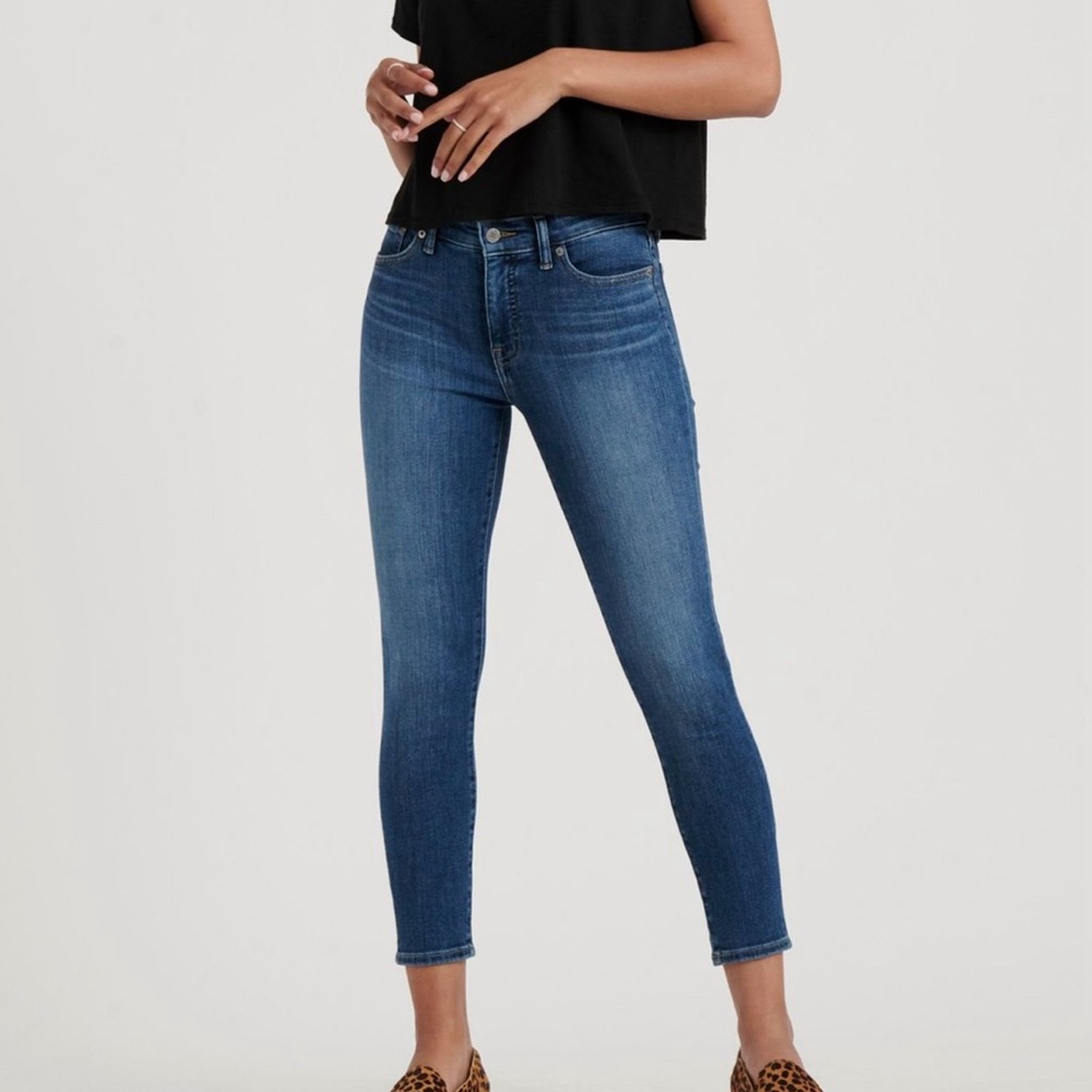 Lucky Brand Mid-Rise Ava Crop Jeans